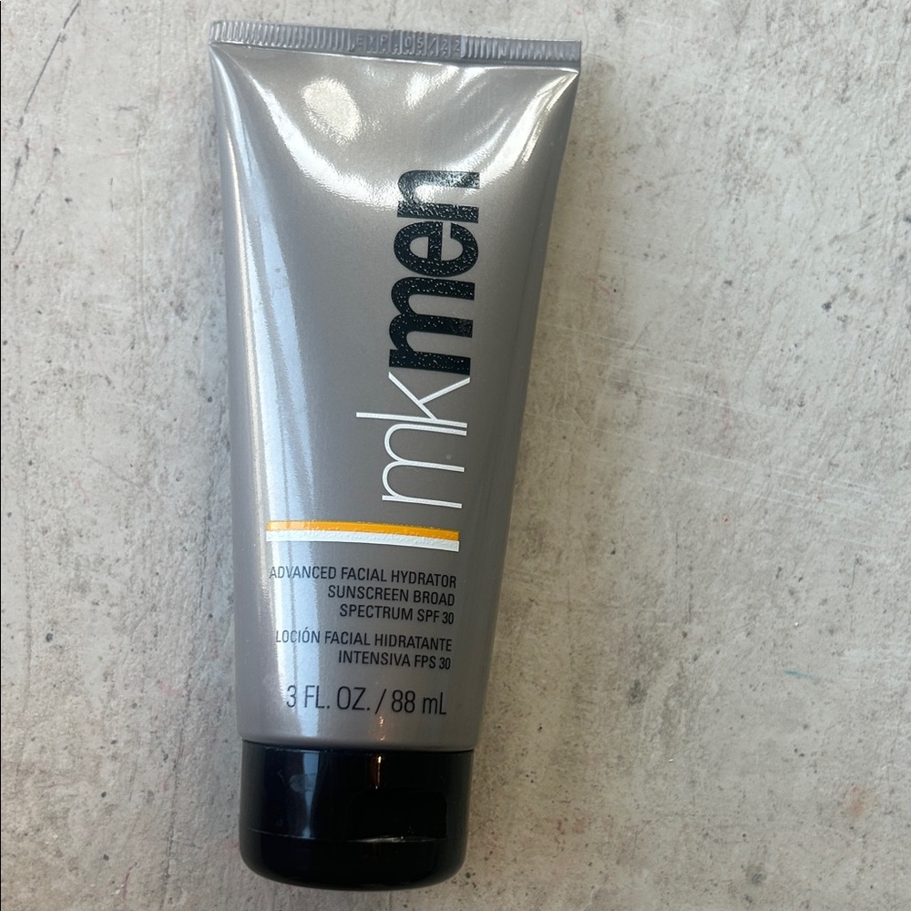 MK Men Advanced Facial Hydrator - SPF 30